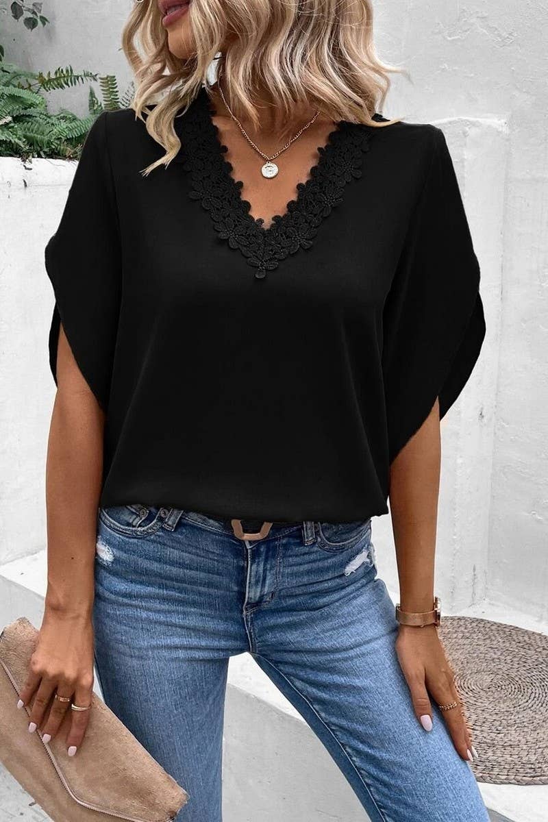 CWTSTS0661_SUMMER LACE V-NECK TRUMPET SLEEVE LOOSE SHIRT