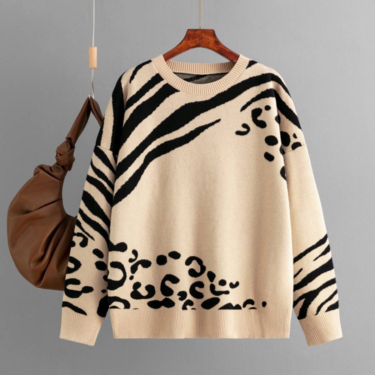 AUTUMN/WINTER LEOPARD PRINT LONG-SLEEVED SWEATER