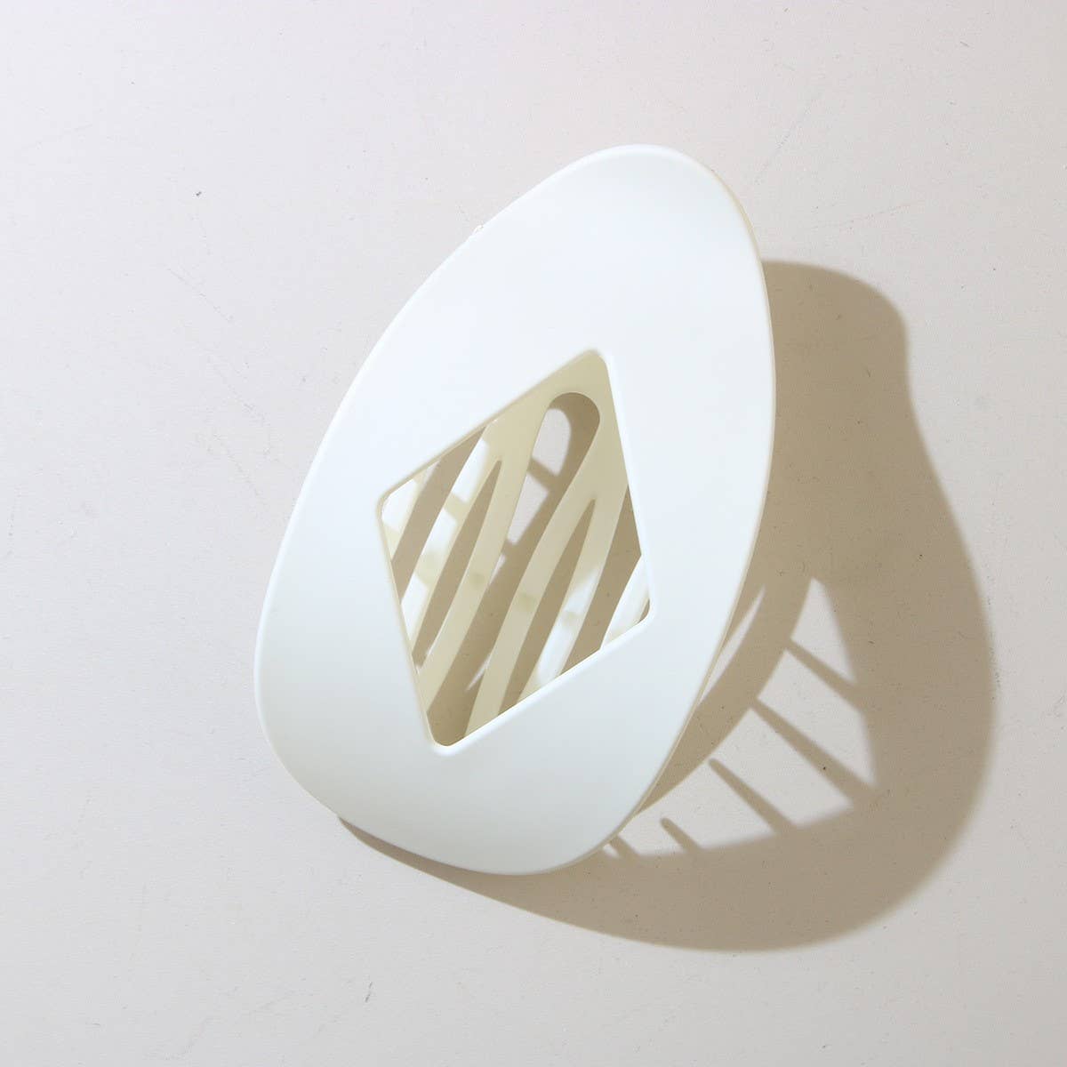 CWAHA07408_LEOPARD PRINT FLAT HAIR CLIP STYLISH GEOMETRIC