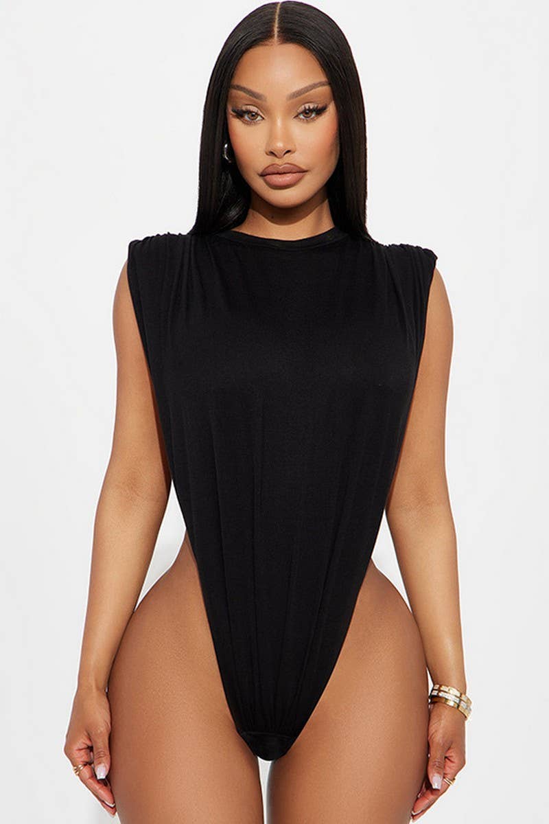 CWSTB00357_CUTOUT SLEEVELESS TOP AND BIKER SHORTS SET