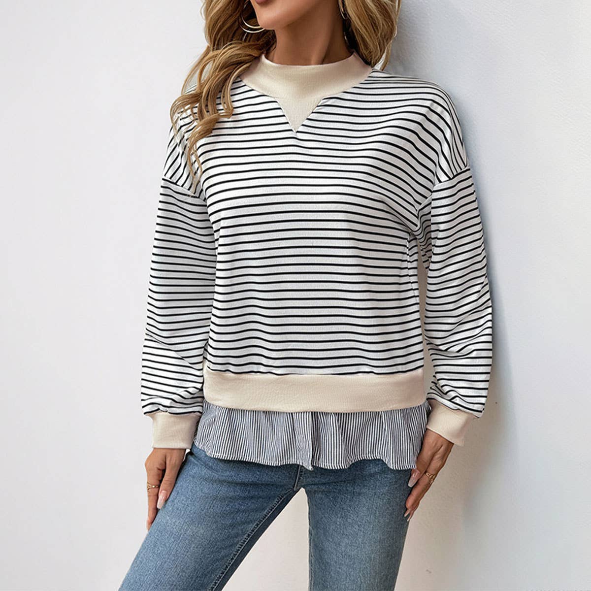 CREW-NECK PATCHWORK FAKE TWO CASUAL T-SHIRTS