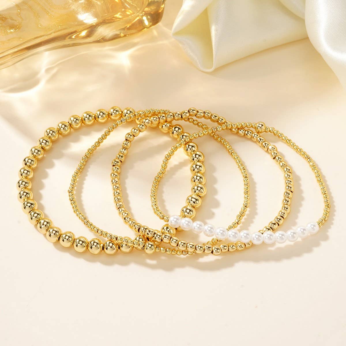 IMITATION PEARL GOLD COPPER BEAD BRACELET