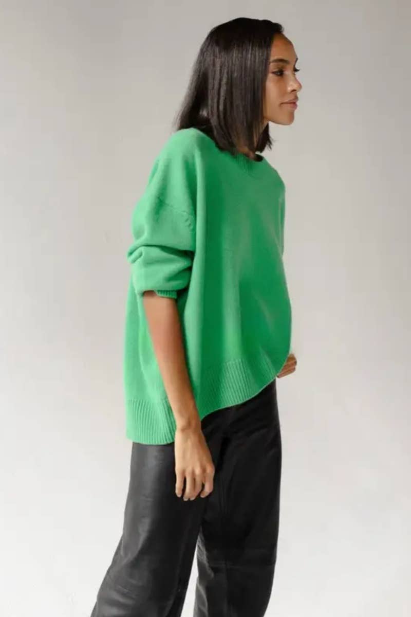 CWOSWL6631_CREW-NECK LONG-SLEEVED SOLID COLOR SWEATER