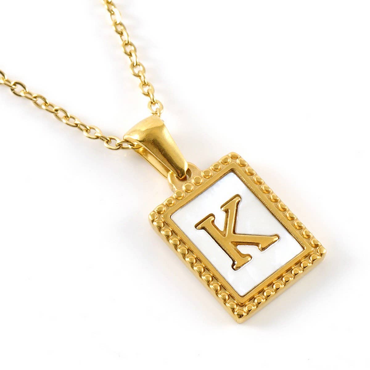 18K GOLD STAINLESS STEEL LETTER SHELL NECKLACE_CWAJE0685