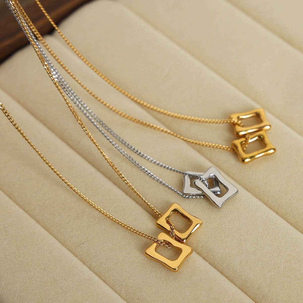 HOLLOW SQUARE PENDANT TITANIUM STEEL NECKLACE