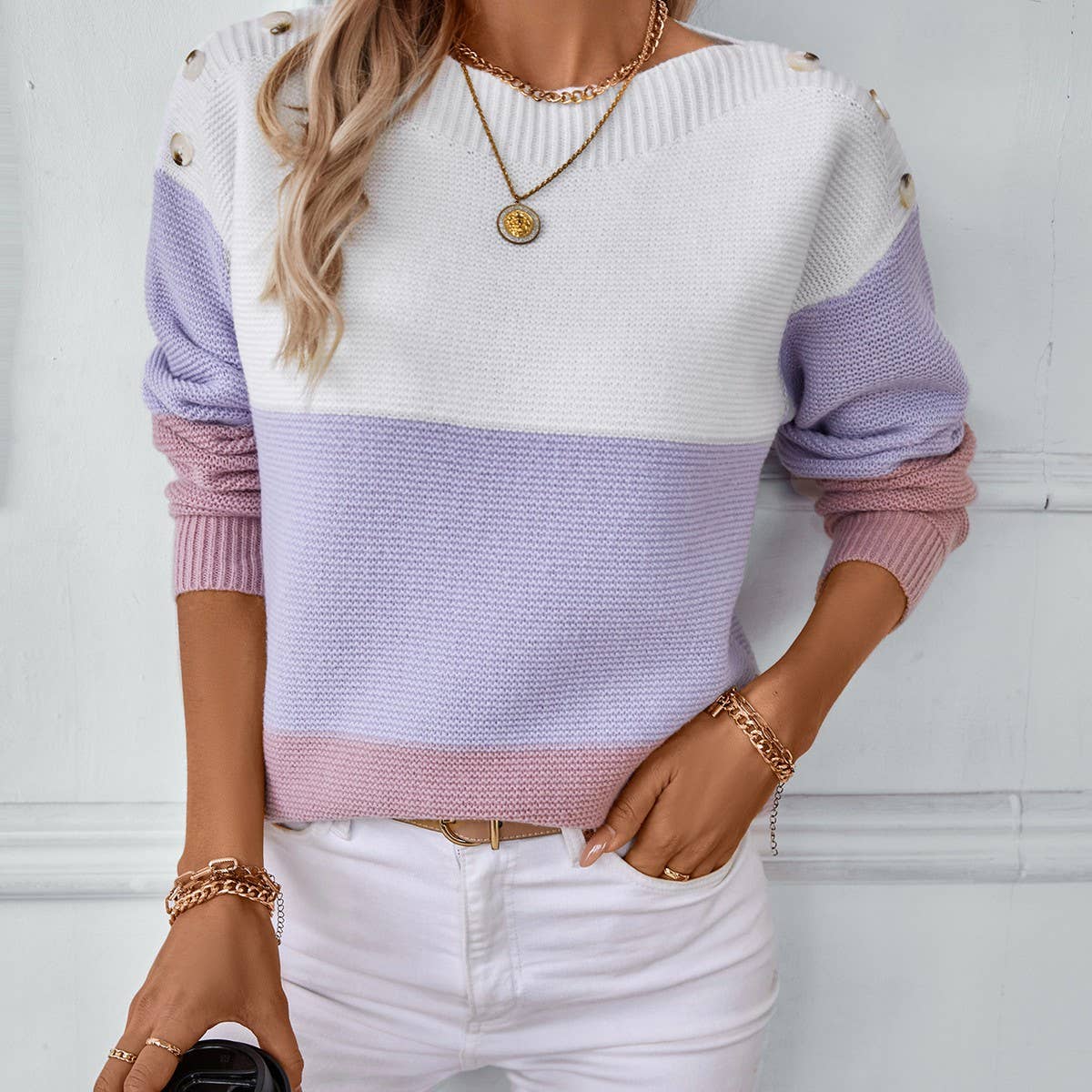 Color contrast collar button pullover sweater