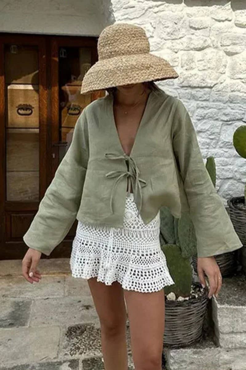 CWTBLL00693_SOLID COLOR DEEP V-NECK FLARED SLEEVE TOP