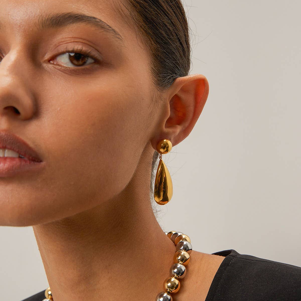 18K GOLD STAINLESS STEEL TEARDROP EARRINGS_CWASC1681