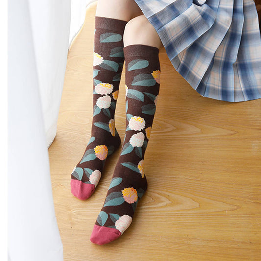 FANCY DESIGN PATTERNED KNEE HIGH SOCKS_CWMS0188