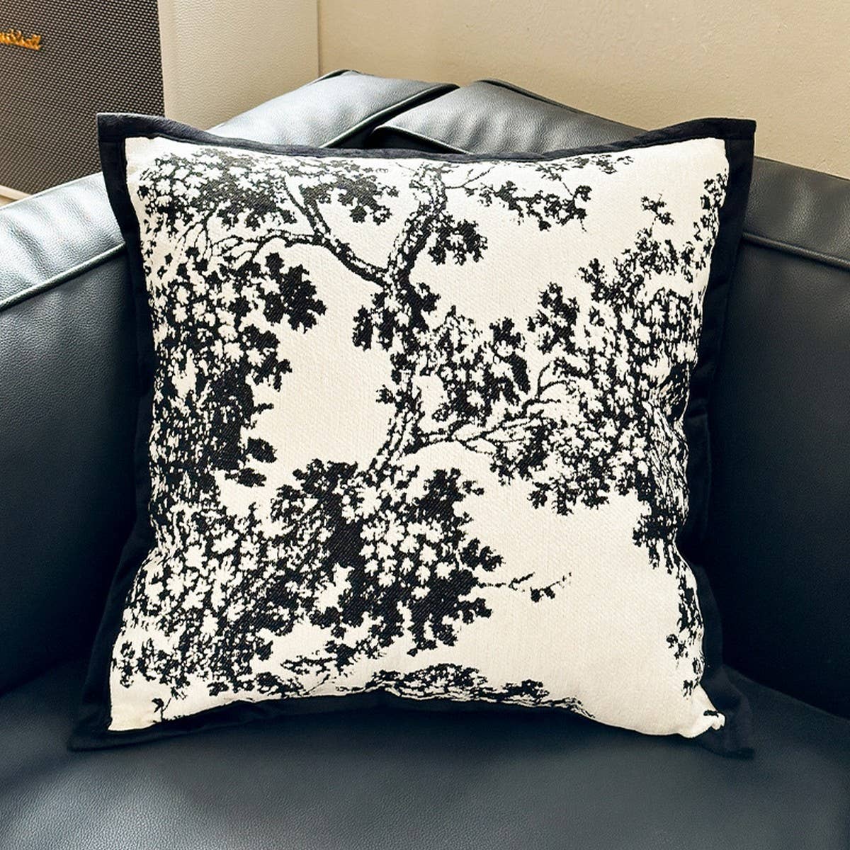 Plush Throw Pillow Cover for Sofa & Lumbar Support_CWMM7701