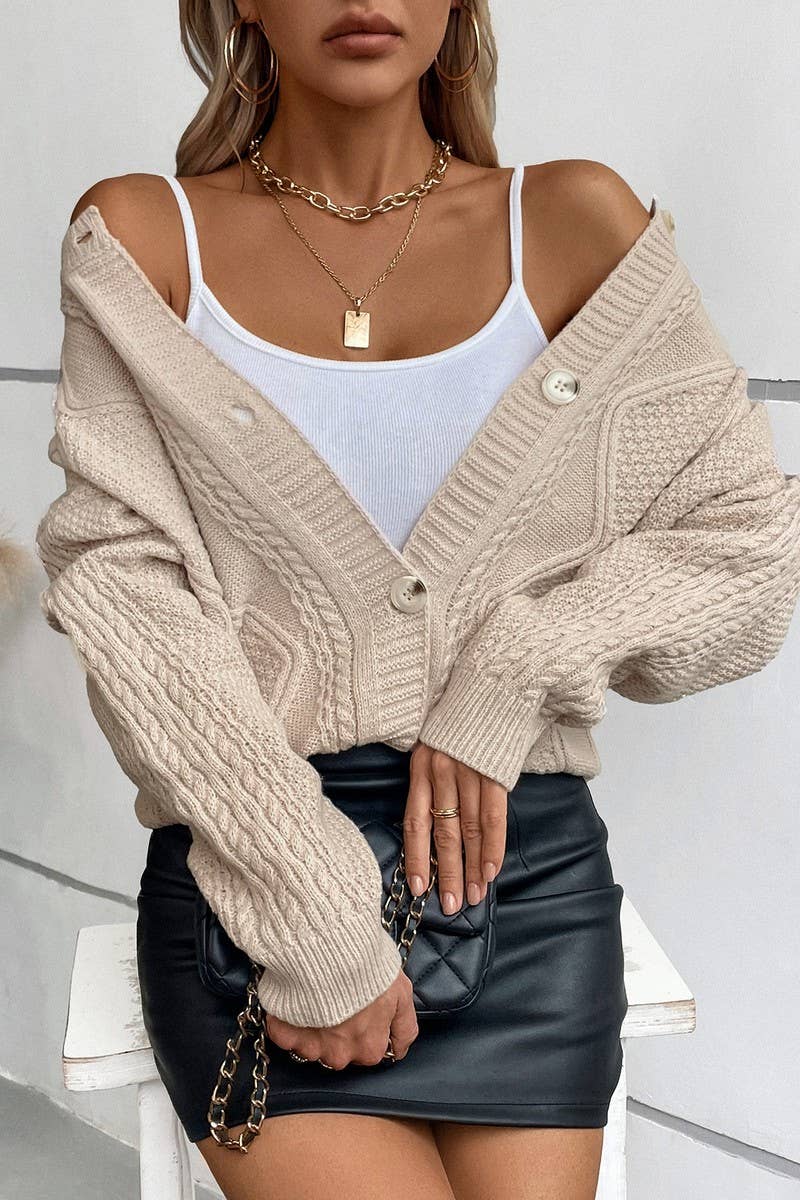 CWOCAL0853_CREW NECK LONG SLEEVE BUTTON KNIT CARDIGAN