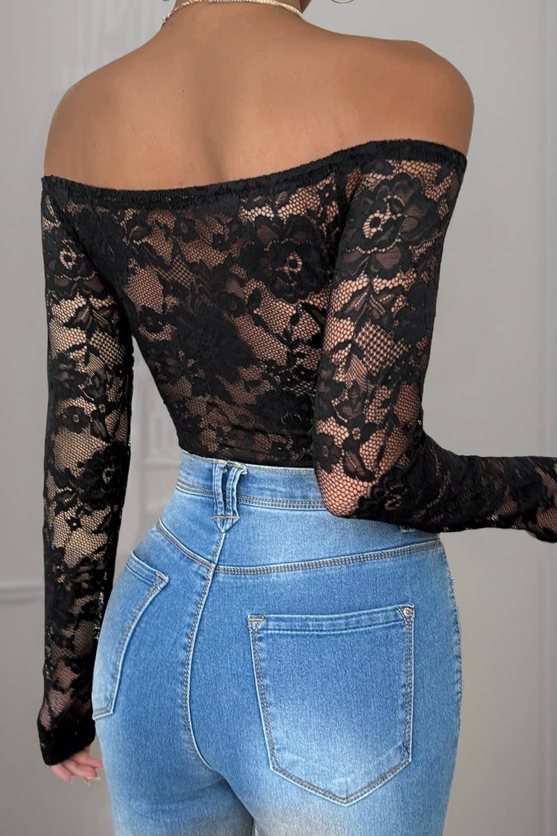 CWSJS1195_OFF-THE-SHOULDER LACE TRIM LONG-SLEEVED BODYSUIT
