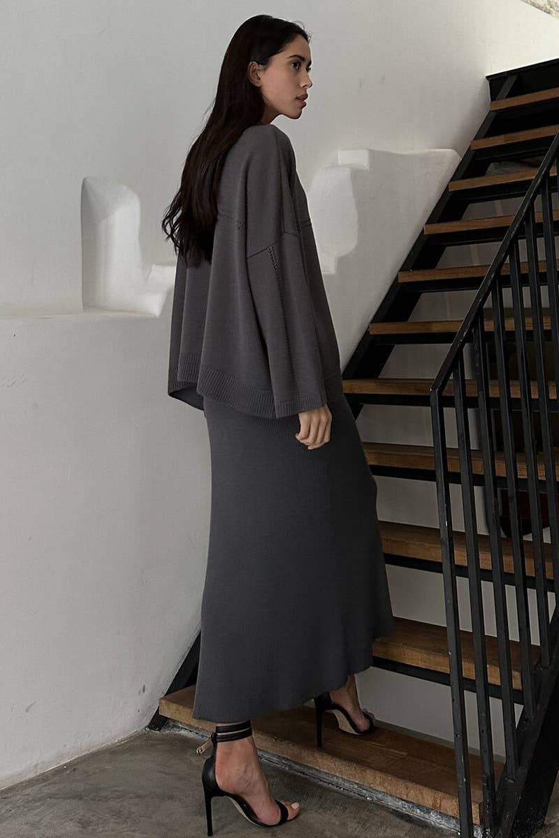 CWSS0750_KNITTED V-NECK LONG SLEEVE SWEATER SKIRT SET