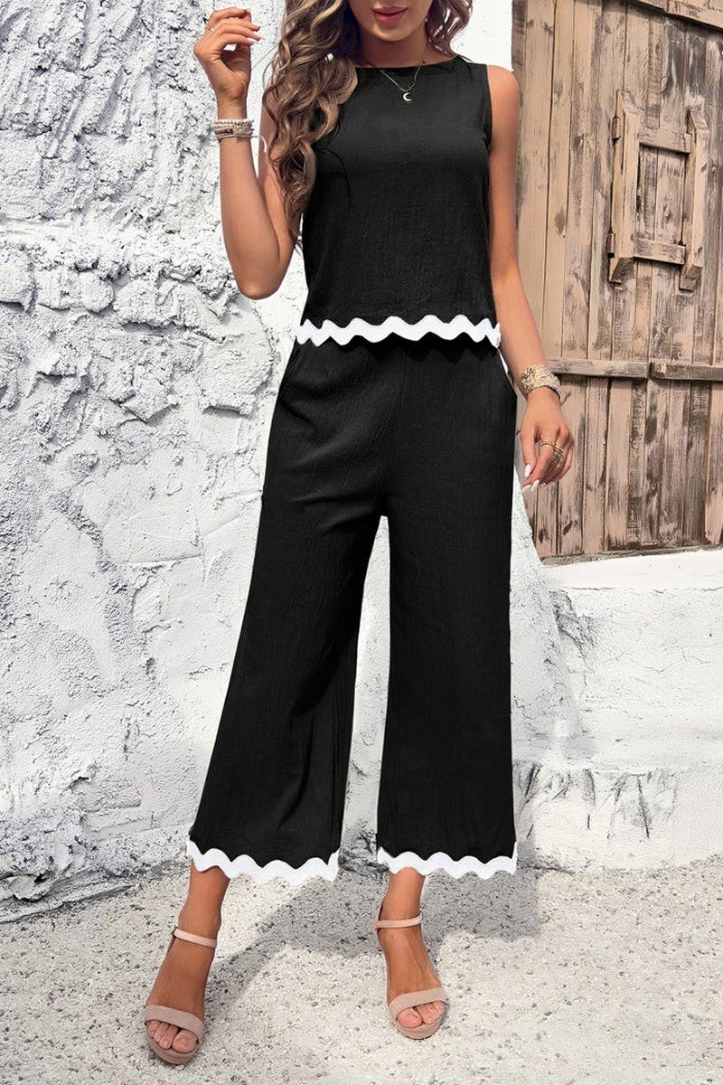 CWSTB0450_Round Neck Sleeveless Top Cropped pants Set