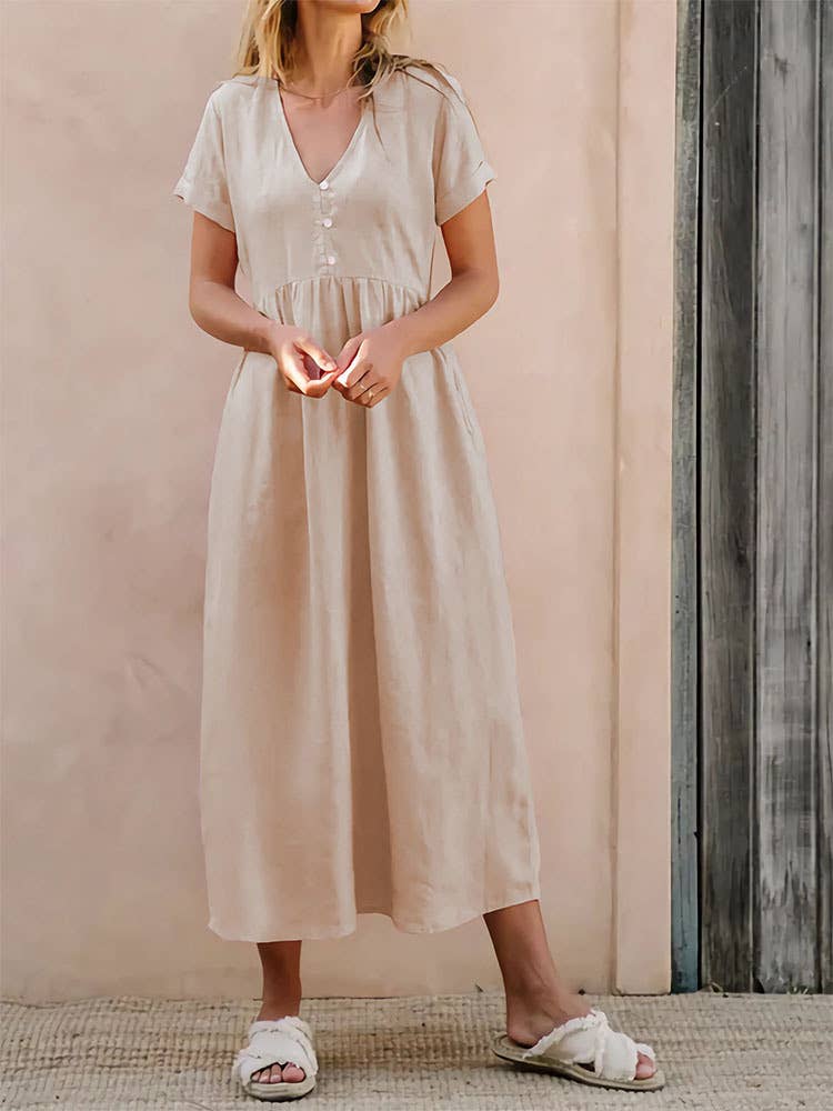 Elegant loose dress in solid color