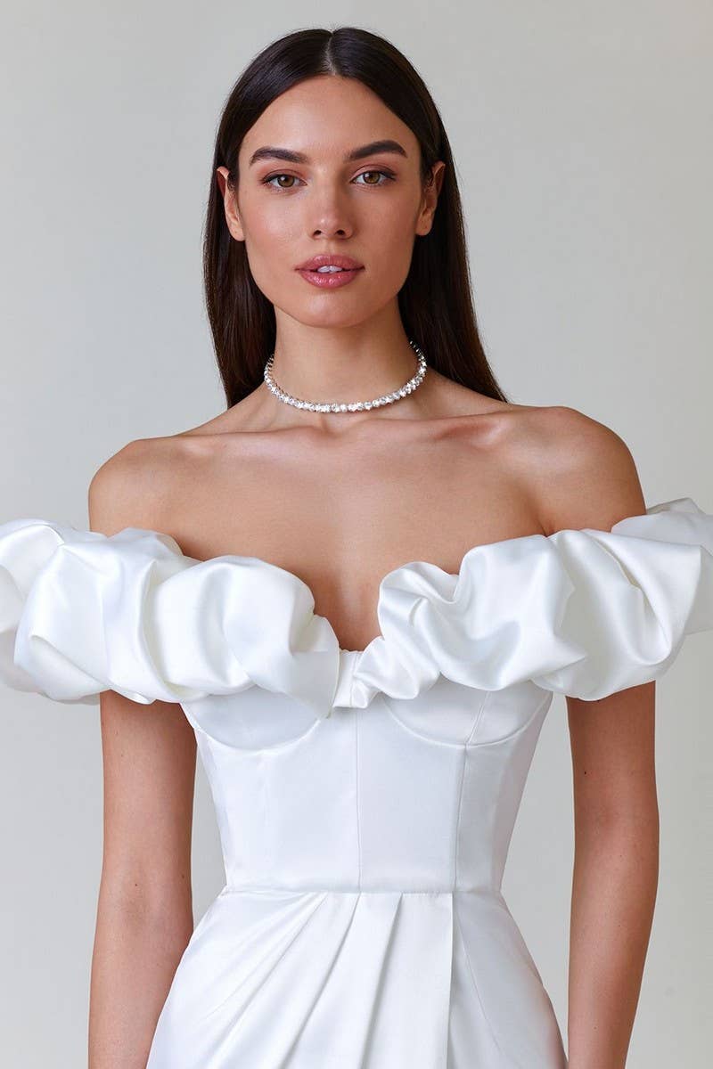 CWDMD5622_ELEGANT OFF-SHOULDER RUFFLE HIGH SLIT MAXI DRESS