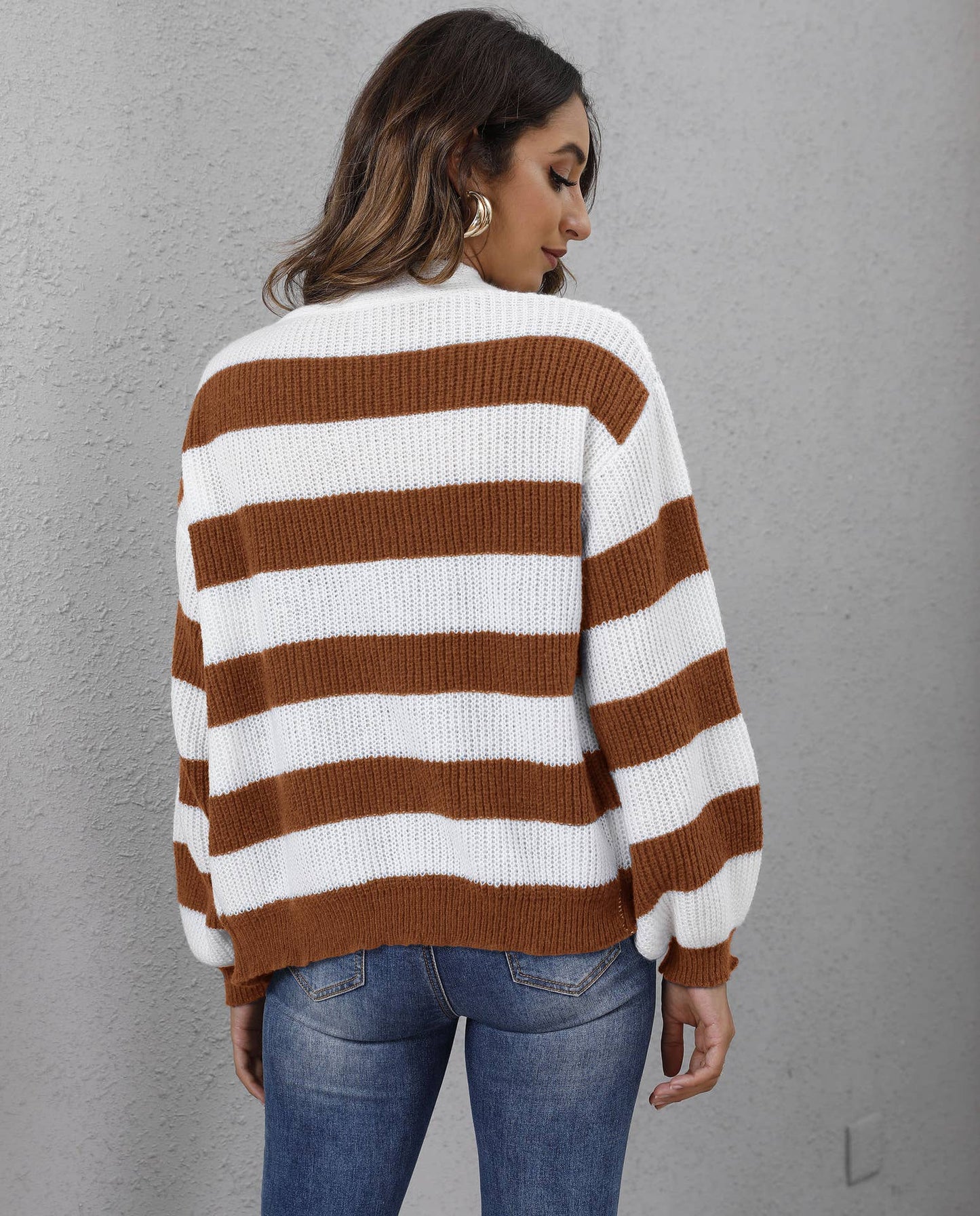 Color contrast stripe stitched cardigan