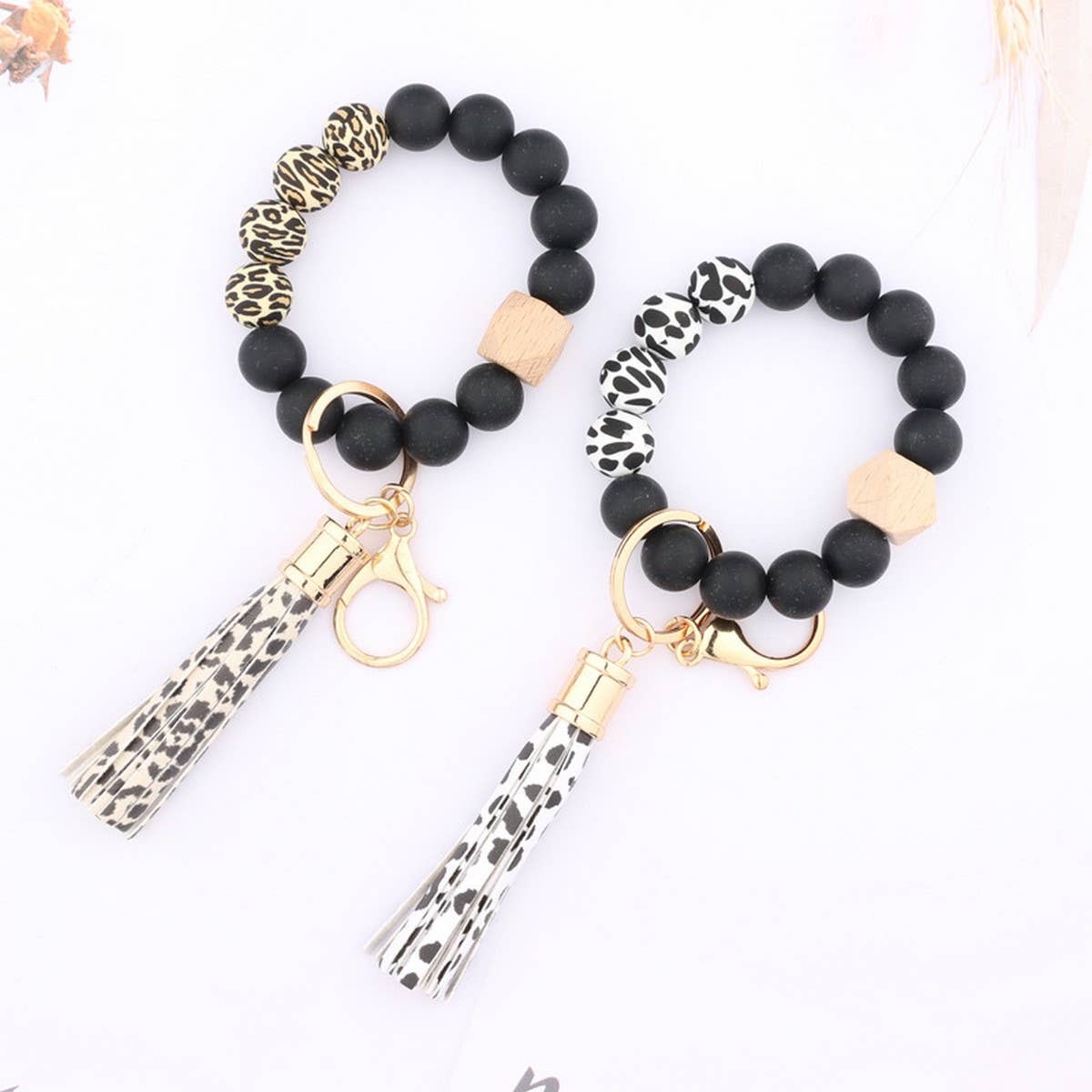 COLORFUL KEYCHAIN TASSEL BRACELET
