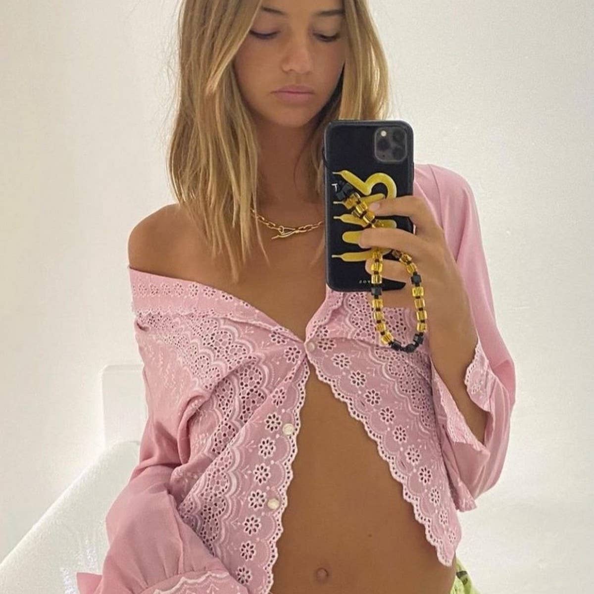 CWMM8715_FASHION GEOMETRIC SQUARE CRYSTAL PHONE STRAP