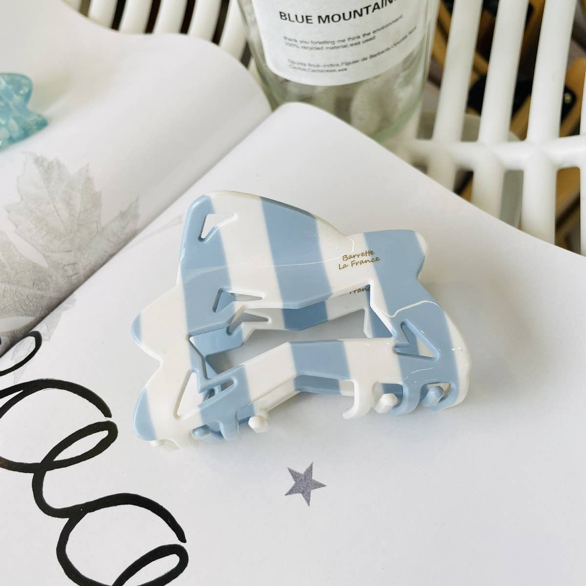 CWAHA1530_GLAMOUR DAZZLING STARS HOLLOW OUT HAIR CLAW CLIP