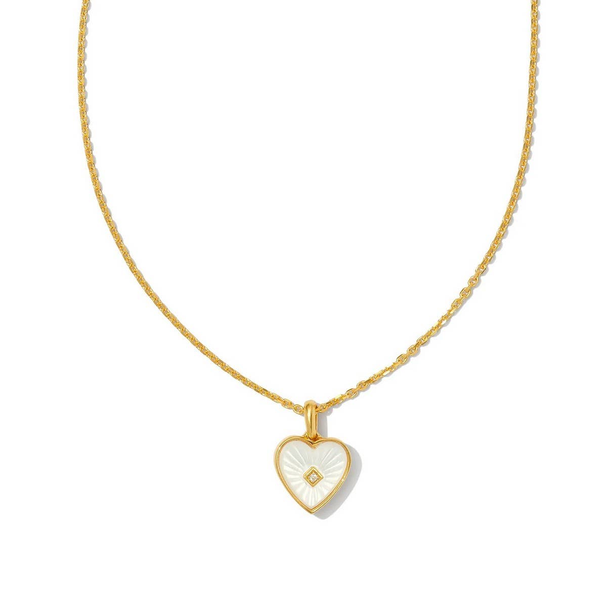 Sweet Heart Shell Pendant Necklace