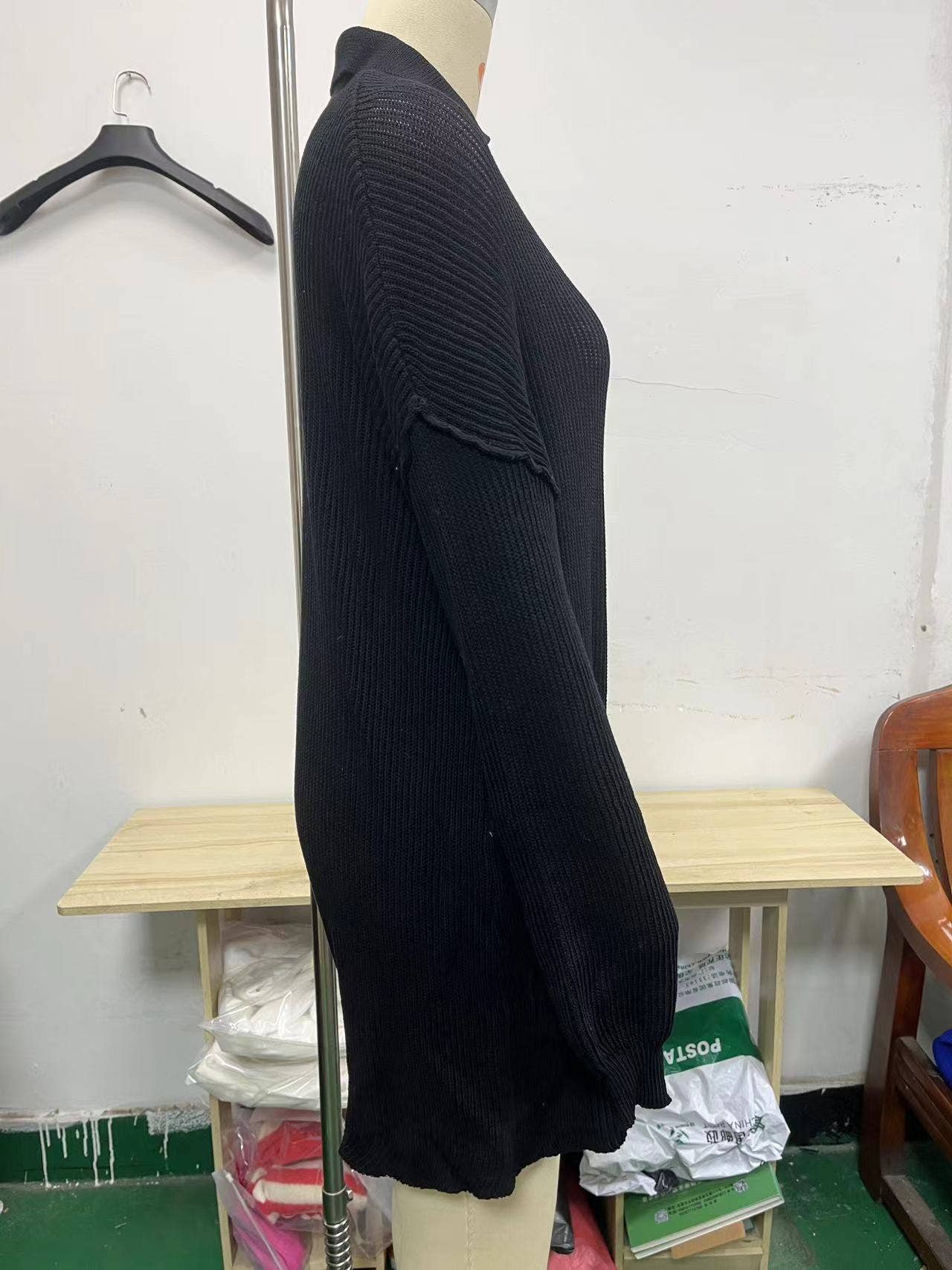 CASUAL SIMPLE V-NECK BUTTON SOLID COLOR JUMPSUIT