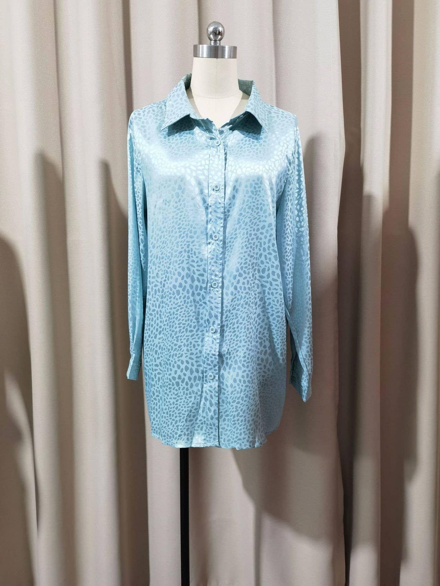 Elegant satin gravel pattern long-sleeved shirt