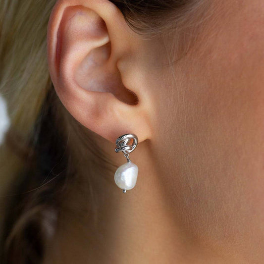 All-match Valentine's Day Pearl Earrings_CWMM5732