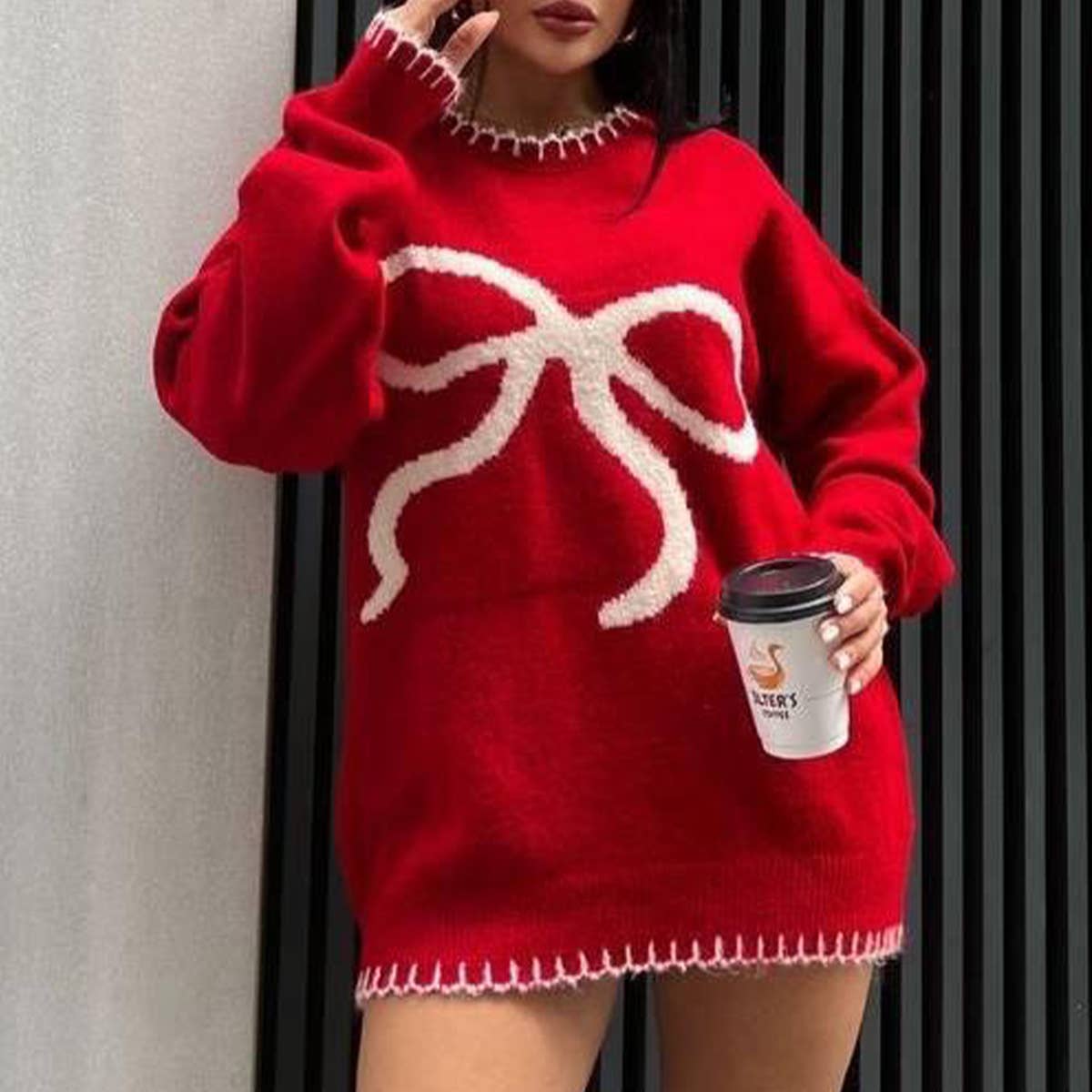 COLOR CONTRAST BOW JACQUARD ROUND NECK SWEATER