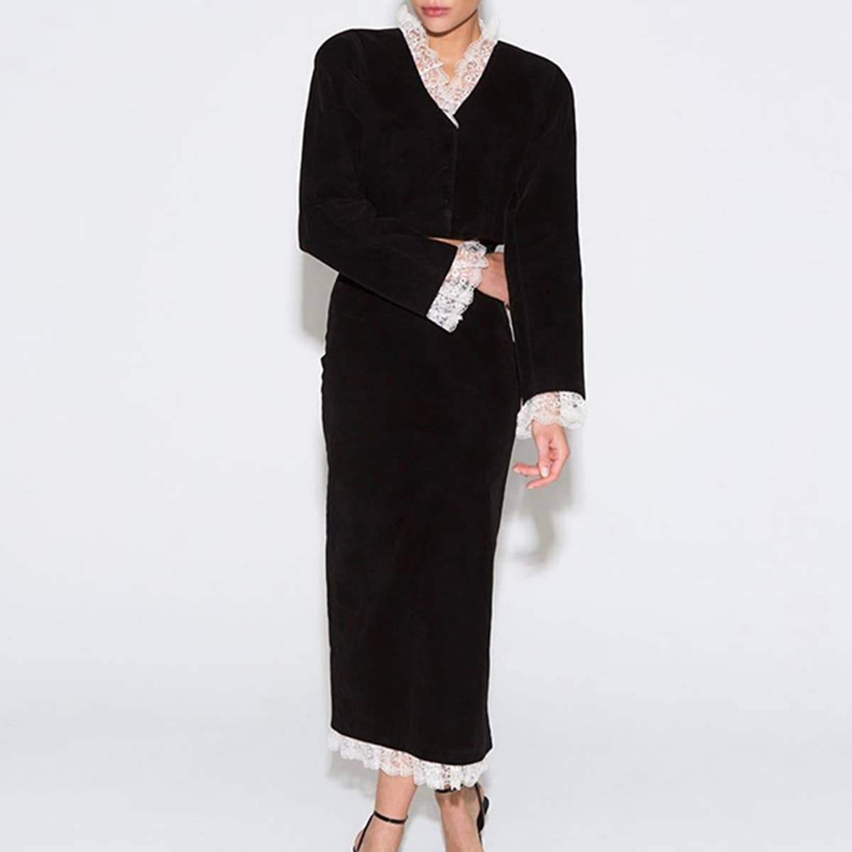 DEEP V LACE PATCHWORK CROP TOP SPLIT SKIRT SET