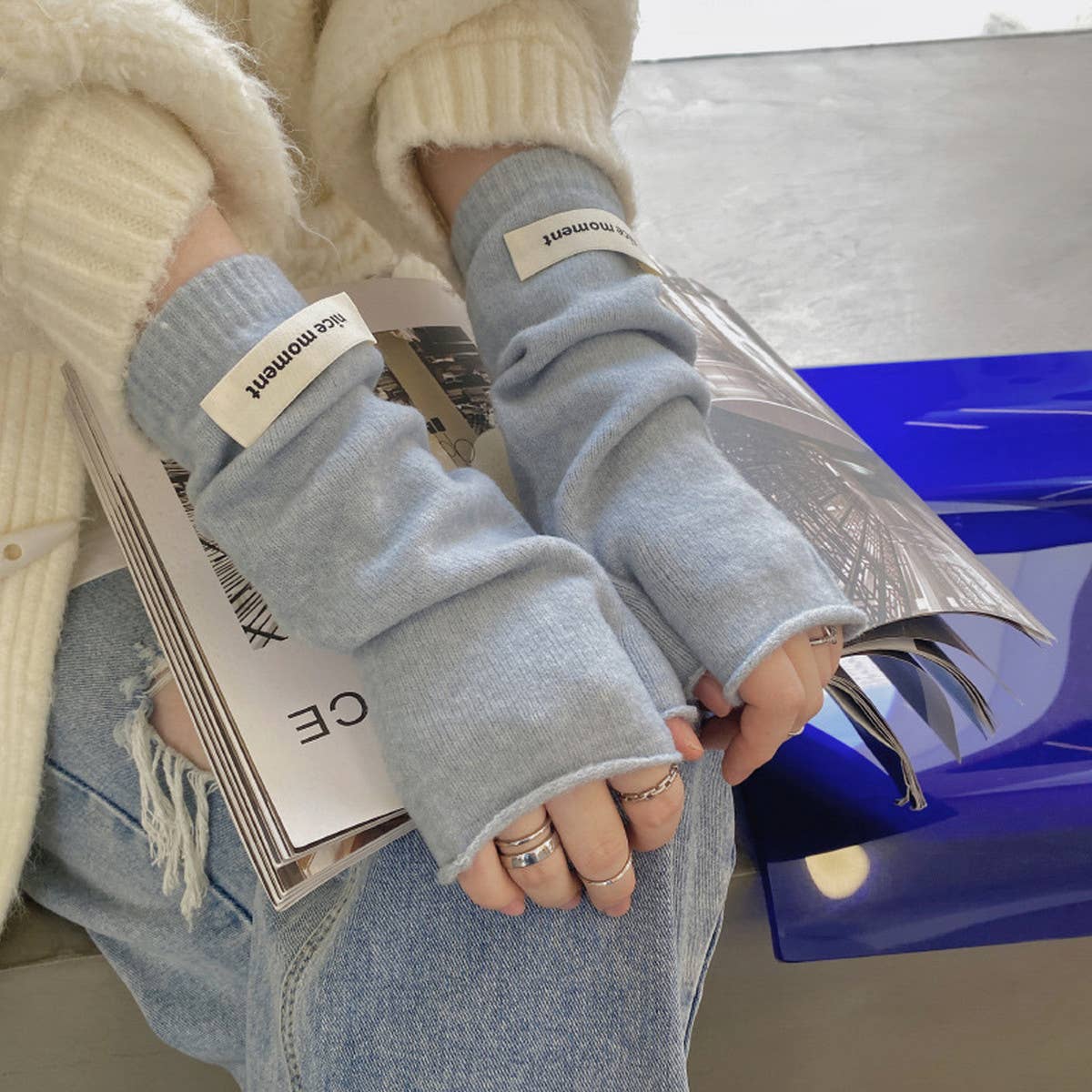 SOLID COLOR FINGERLESS TOUCH SCREEN GLOVES_CWAG0138