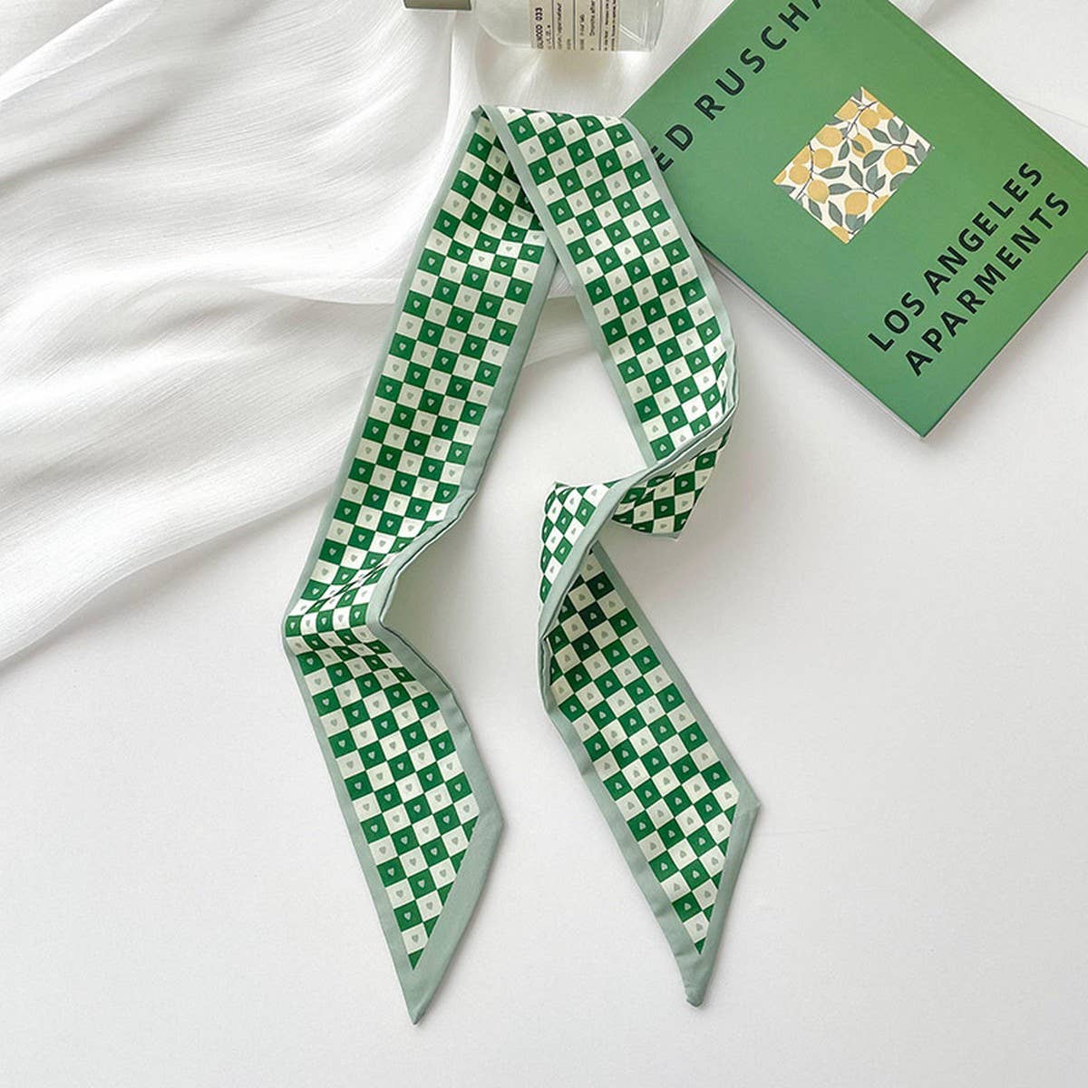 GREEN FRESH AND NARROW LONG FASHIONABLE HAIR BAND