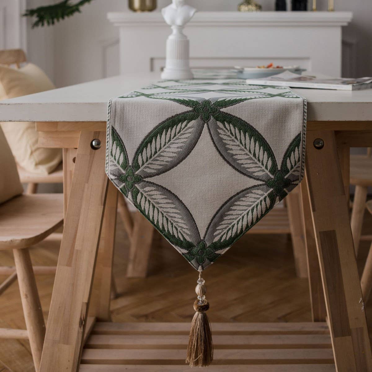 NORDIC JACQUARD TASSEL SIDEBOARD TABLECLOTH_CWMM1013