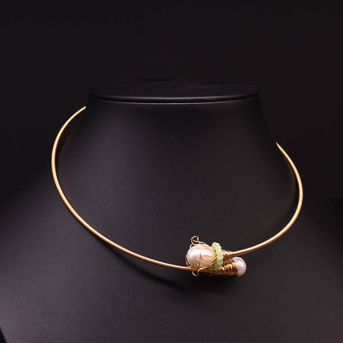 VINTAGE NICHE NATURAL FRESHWATER PEARL NECKLACE