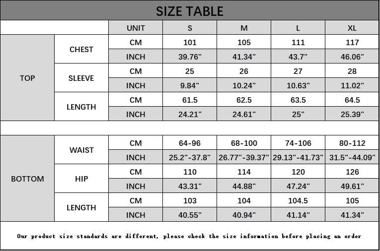 Casual ensemble with pullover printed crew neck