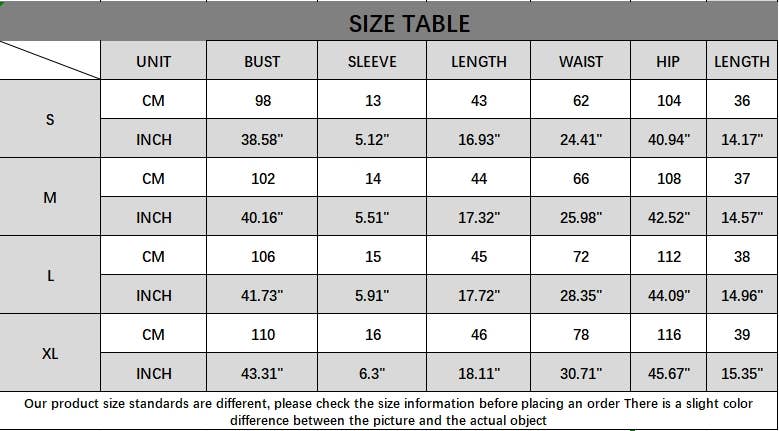 CWSS0528_CREW-NECK SHORT-SLEEVED TOP AND SHORTS SUIT