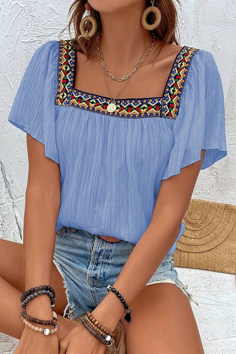 CWTBLS2011_EMBROIDERED LACE RUFFLE SLEEVE BACKLESS BLOUSE