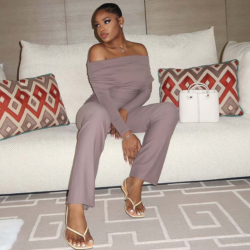 CASUAL SOLID COLOR PLEATED SHOULDER TOP ONESIE