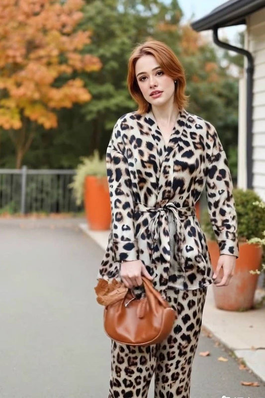 CWSPJ0420_FAUX SILK LEOPARD PRINT LACE-UP PAJAMA SET