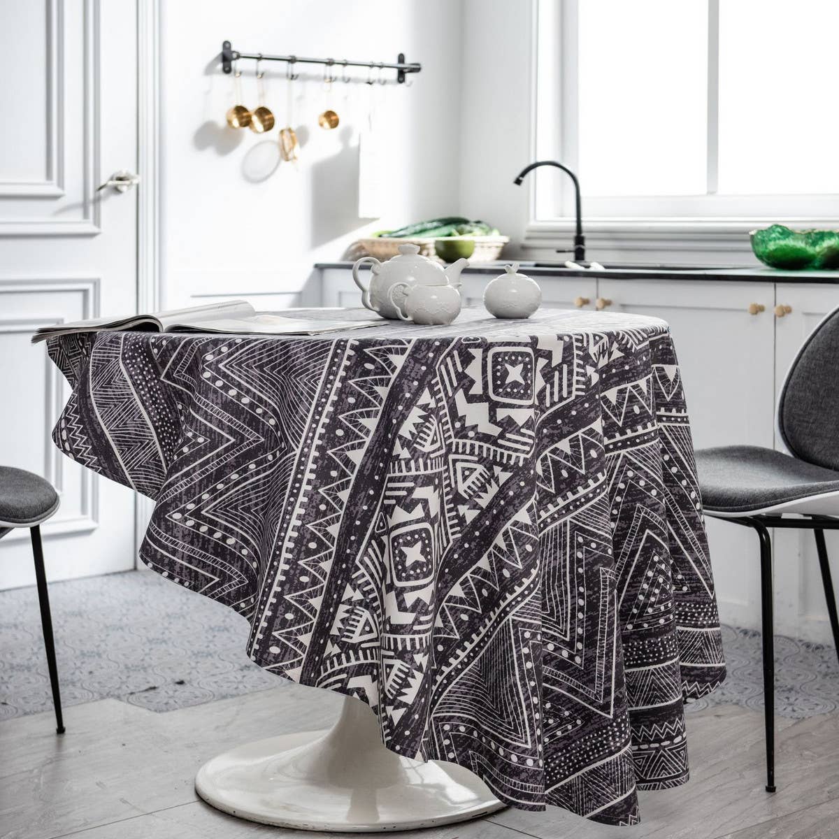 GREEN PINE BRANCH PRINTED DINING TABLE