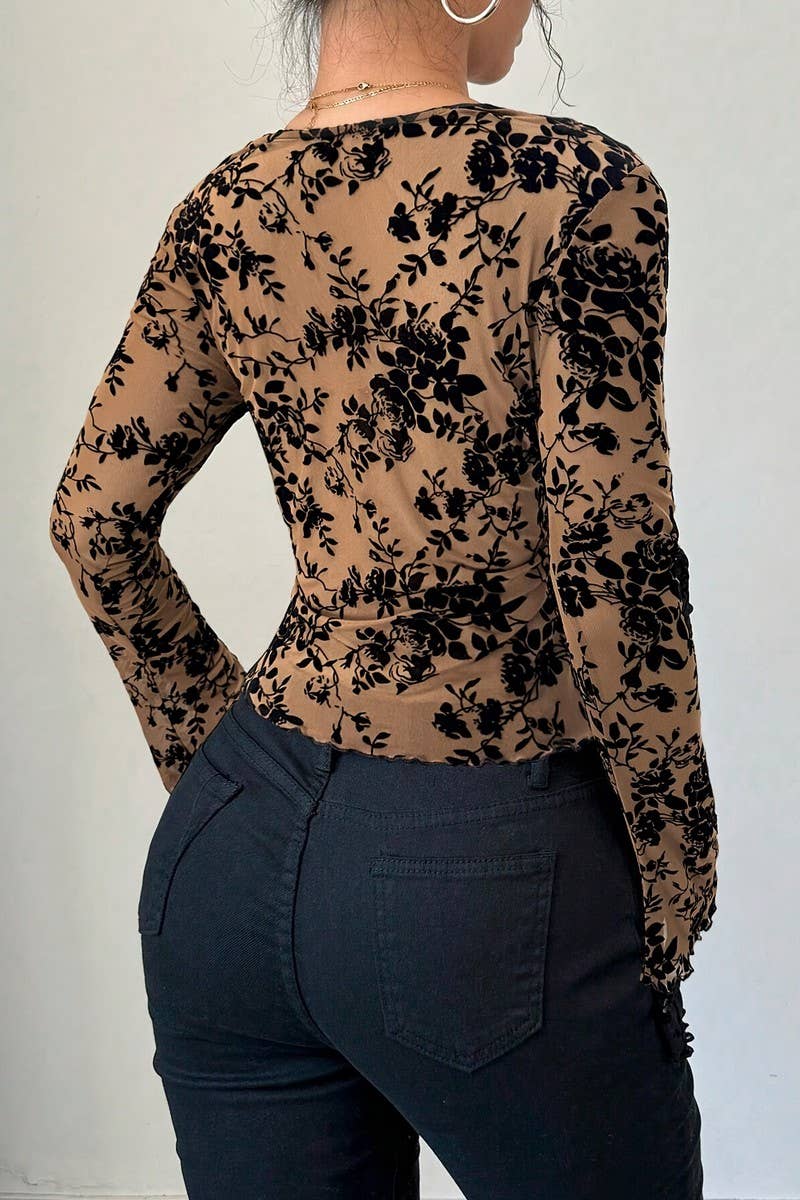 CWTBLL3908_LACE PATCHWORK MESH V-NECK BELL SLEEVE TOP