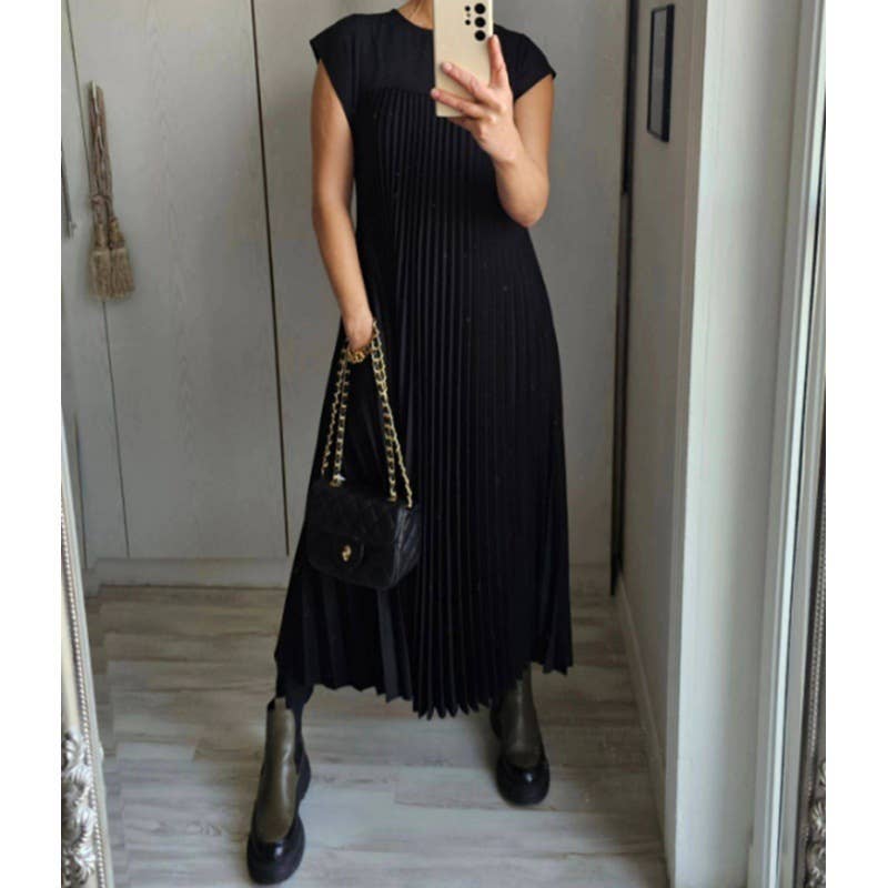 Elegant fashion round neck sleeveless pleated long dress