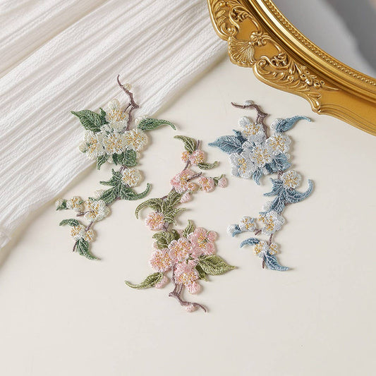 Pear Blossom Embroidered Patch for Fabric Repair_CWMM5917