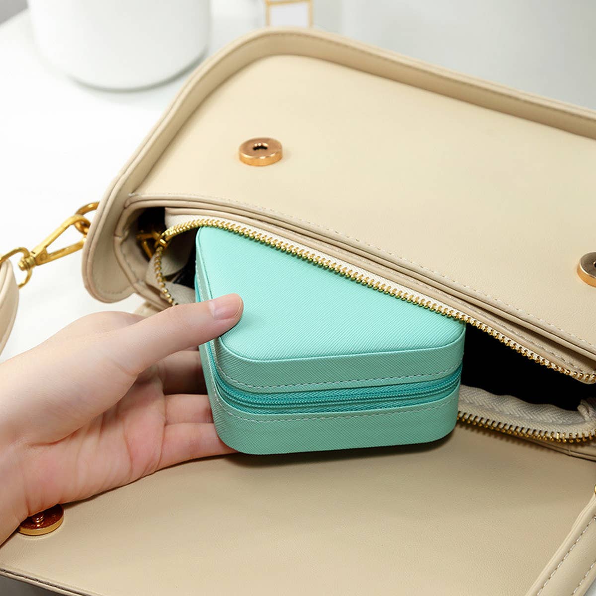 PORTABLE STORAGE JEWELRY BOX_CWMM1675