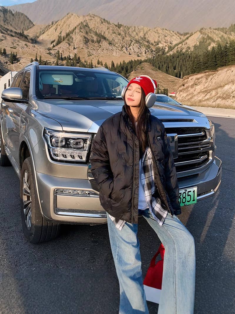 Baggy bread suit is to feel like a thick coat