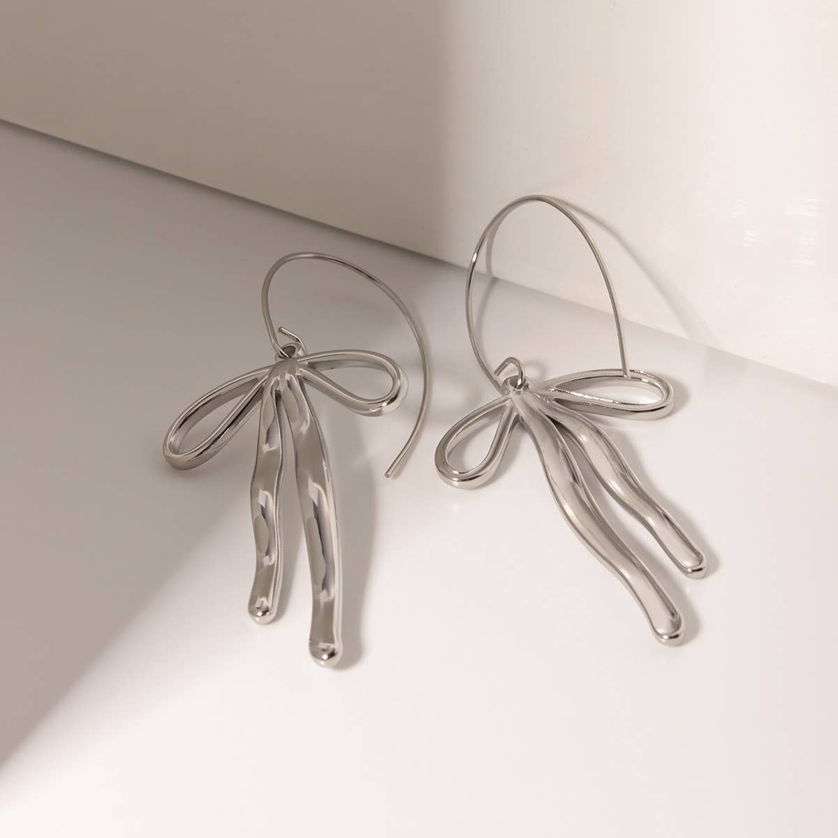 FASHION 18K GOLD STAINLESS STEEL BOW EARRINGS_CWASC1682