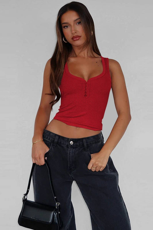 CWTTK0775_LOW U-NECK CLAVICLE-REVEALING CAMISOLE TOP