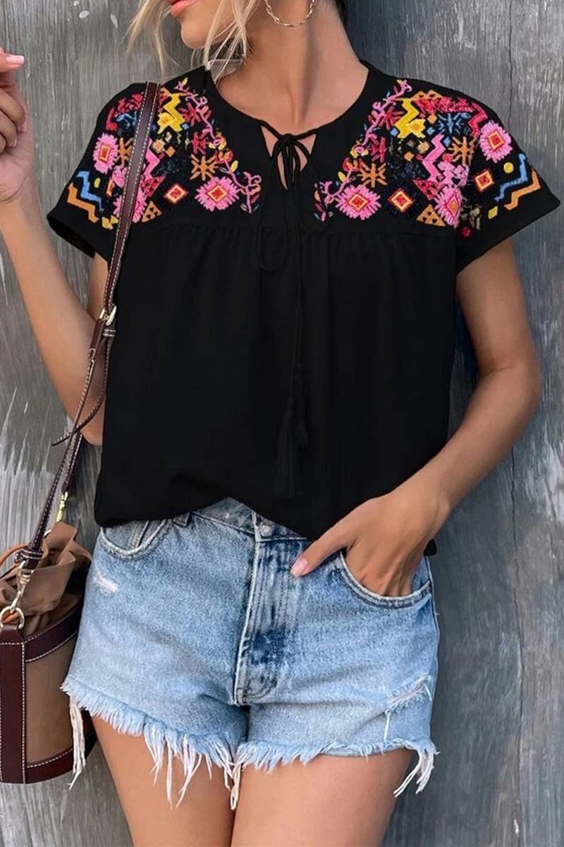 CWTSTS0662_SUMMER EMBROIDERED TASSEL TIE NECK SHIRT