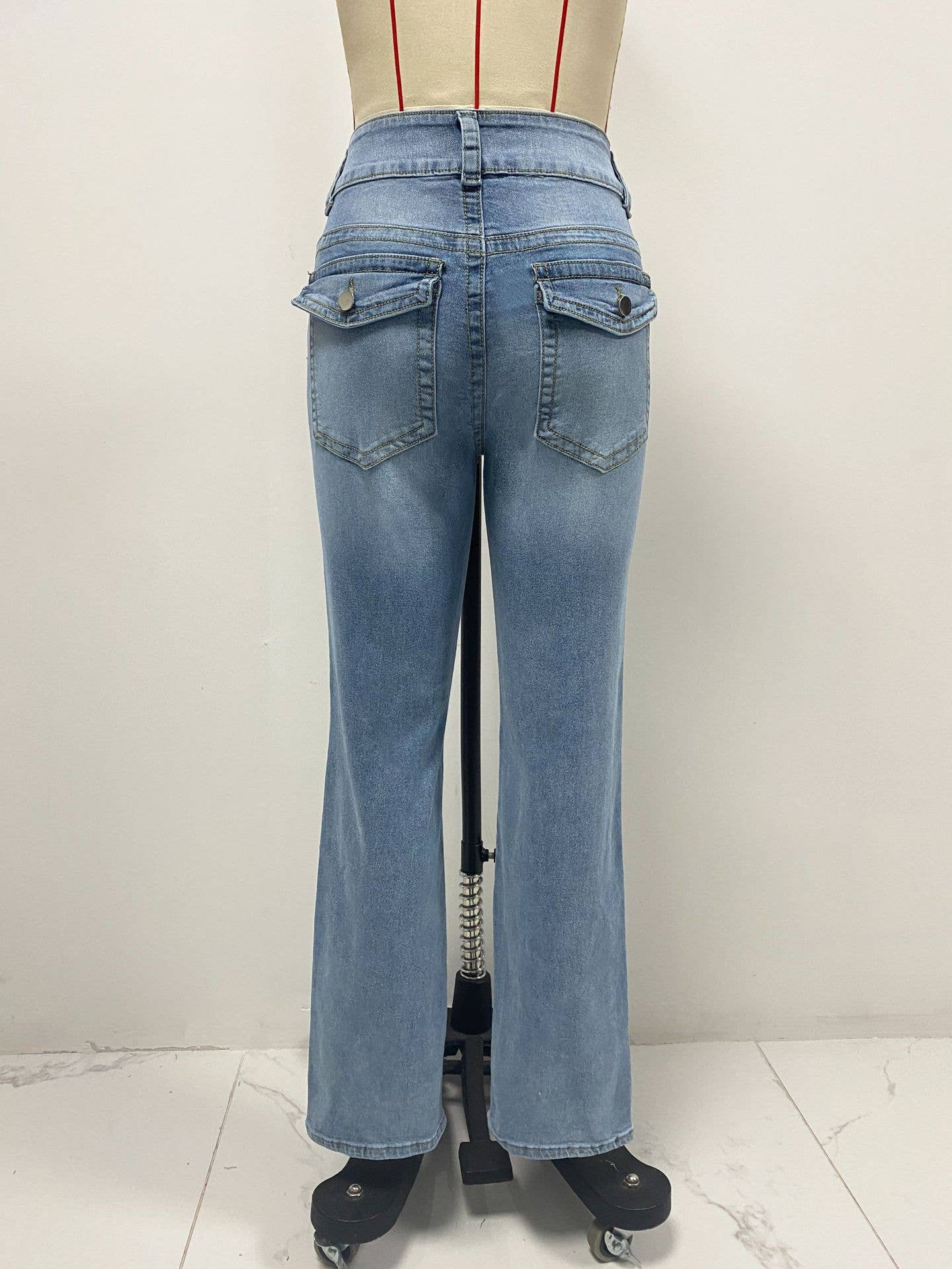 DOUBLE BUTTON MID-WAIST STRAIGHT LEG JEANS