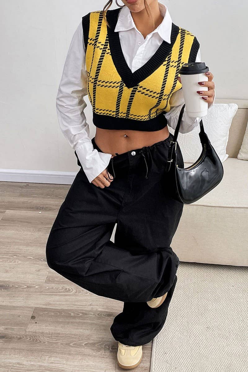 CWOV0781_LOOSE V-NECK PLAID KNIT SWEATER VEST